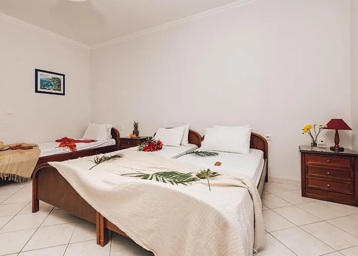 Hotel Dinos